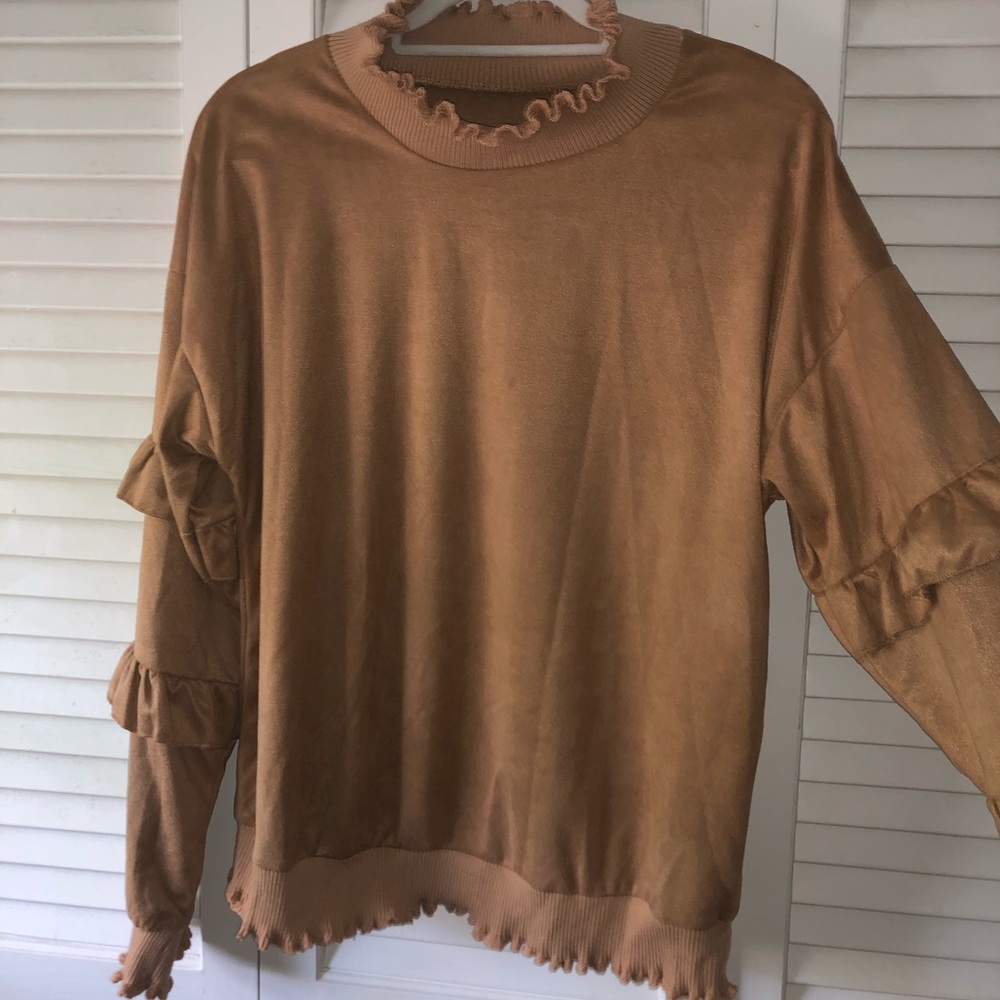 Women’s long sleeve top